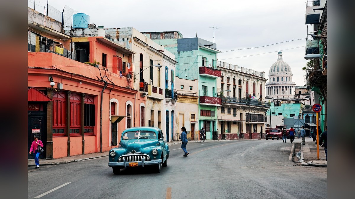 Cubans adapt to life without power as US oil blockade bites