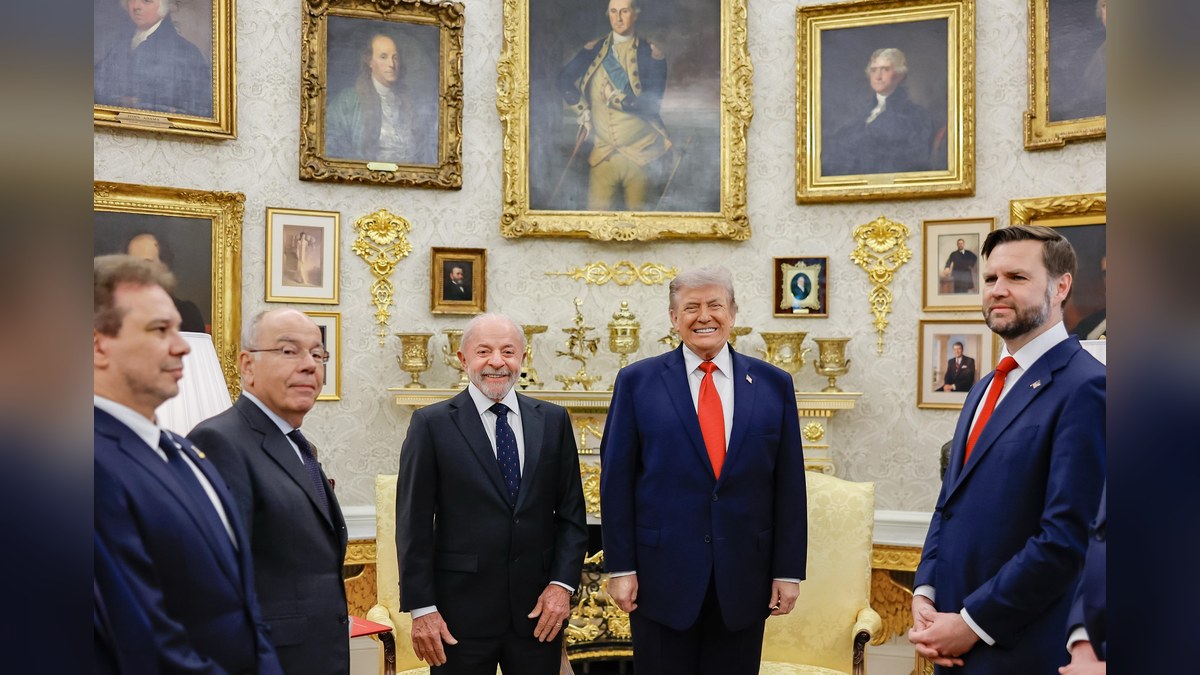 Trump Suspends Planned Strikes on Iran as Deal Talks Advance